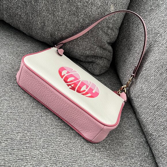 COACH NOLITA 19 Wristlet Chalk Pebbled Leather Stripe Heart Motif CA797 NWT - Picture 4 of 7